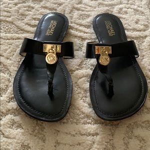 Sandals 👡🌸🌺